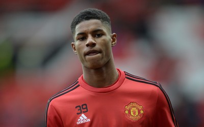 猫头鹰体育焦点-不畏身体接触