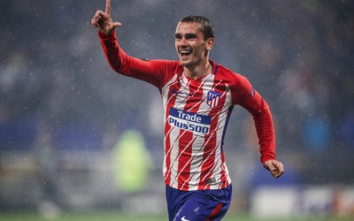 猫头鹰体育动态-劳塔罗头球攻门得手